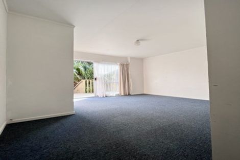 Photo of property in 5 Killarney Avenue, Torbay, Auckland, 0630