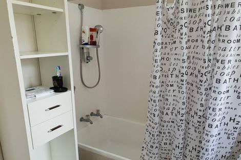 Photo of property in 51b Mana View Road, Paremata, Porirua, 5026