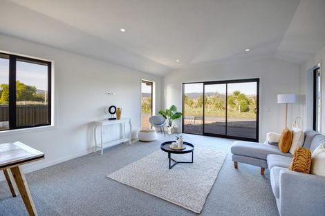 Photo of property in 44 Constitution Avenue, Milton, 9220