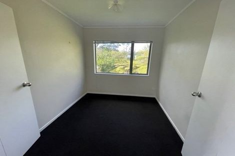 Photo of property in 7 Mirage Place, Beach Haven, Auckland, 0626