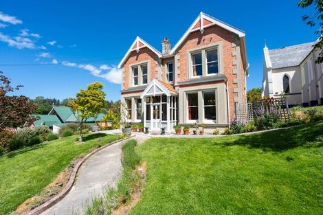 Photo of property in 12 Colonsay Street, Lawrence, 9532