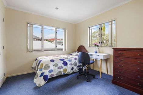 Photo of property in 25 Roderick Place, Rototuna, Hamilton, 3210