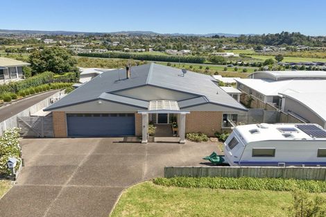 Photo of property in 15 Diamond Head, Hairini, Tauranga, 3112