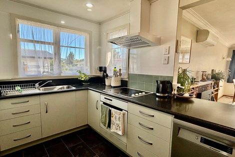 Photo of property in 31 Elbourne Street, Taradale, Napier, 4112