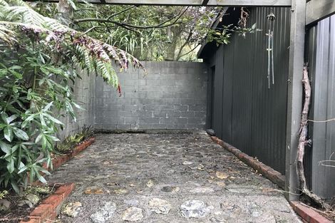 Photo of property in 128 Waikawa Road, Picton, 7220