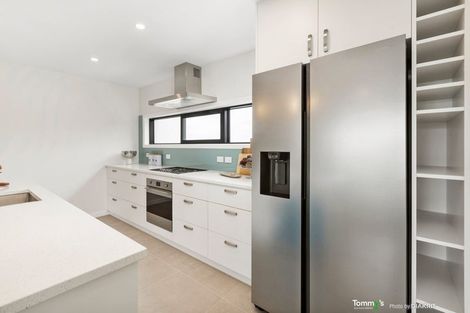 Photo of property in 15 Nanda Way, Khandallah, 6035