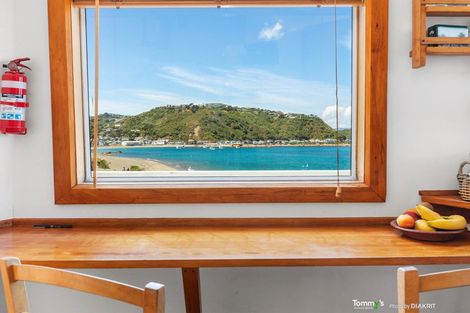 Photo of property in 326 The Esplanade, Island Bay, Wellington, 6023