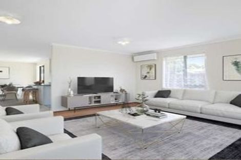 Photo of property in 1 Ranch Place, Pukekohe, 2120