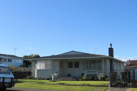 Photo of property in 16 Mountainview Terrace, Otaki Beach, Otaki, 5512