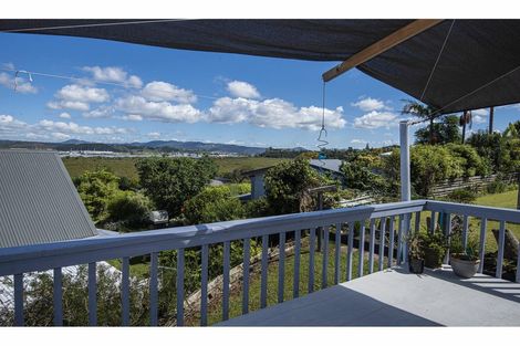 Photo of property in 33 Raumati Crescent, Onerahi, Whangarei, 0110