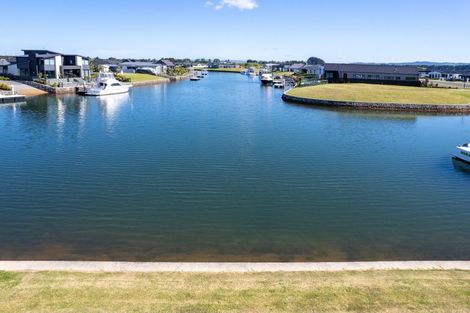 Photo of property in 63 Stace Hopper Drive, One Tree Point, 0118