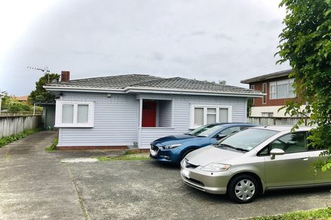 Photo of property in 324 Mount Albert Road, Mount Roskill, Auckland, 1041