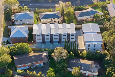 Photo of property in 72b Sycamore Drive, Sunnynook, Auckland, 0620