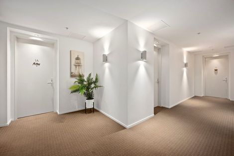 Photo of property in 1/7 The Promenade, Takapuna, Auckland, 0622