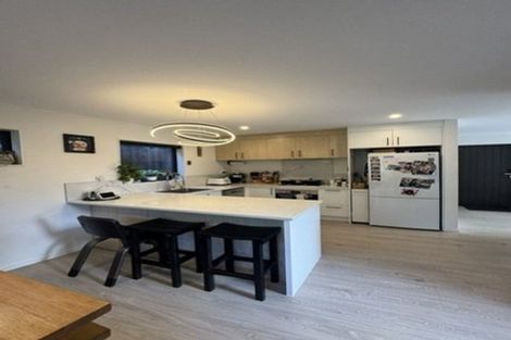 Photo of property in 12b Kelwyn Road, Kelston, Auckland, 0602