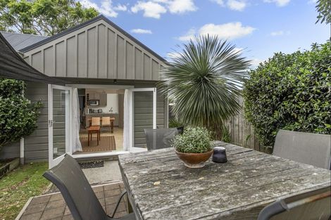 Photo of property in 18 Mountain Road, Mount Wellington, Auckland, 1072