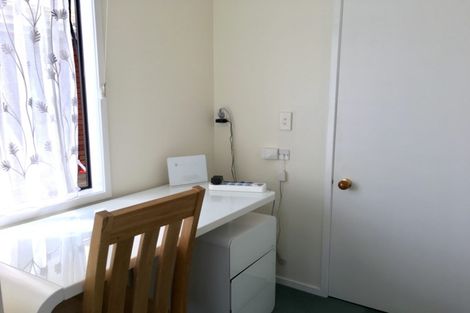 Photo of property in 103 Prince Regent Drive, Half Moon Bay, Auckland, 2012