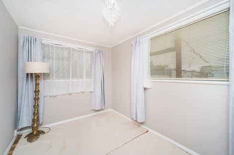 Photo of property in 64 Highbury Avenue, Highbury, Palmerston North, 4412
