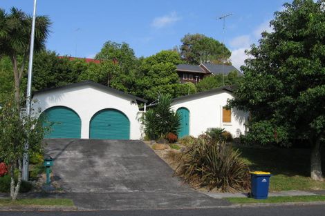 Photo of property in 40 Stapleford Crescent, Browns Bay, Auckland, 0630
