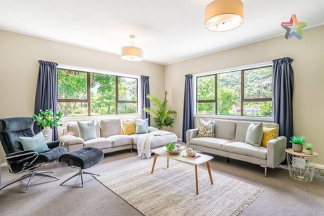 Photo of property in 61 Riverside Drive, Waiwhetu, Lower Hutt, 5010