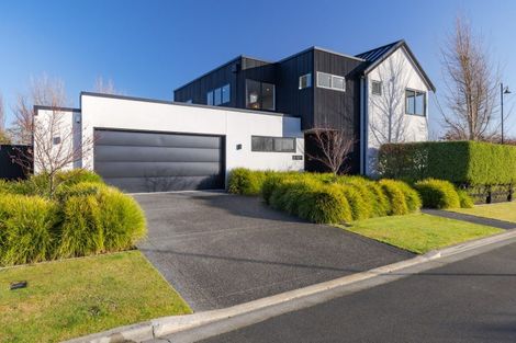 Photo of property in 2 Quarters Place, Halswell, Christchurch, 8025
