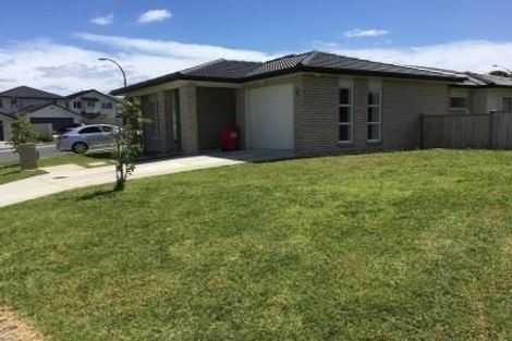 Photo of property in 2 Maylee Crescent, Gulf Harbour, Whangaparaoa, 0930