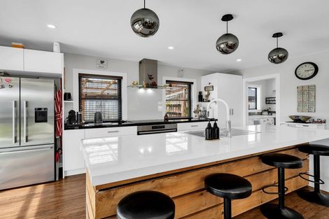 Photo of property in 27 Balrickard Way, Milson, Palmerston North, 4414