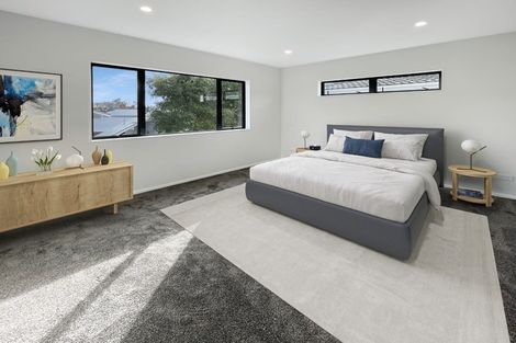 Photo of property in 7a Ballial Place, West Harbour, Auckland, 0618