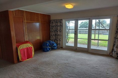 Photo of property in 65 Maunsell Road, Port Waikato, Tuakau, 2695