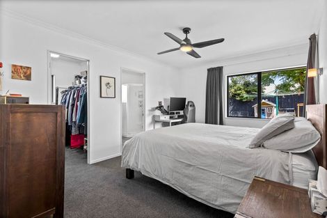 Photo of property in 6 Lothian Brae, Wattle Downs, Auckland, 2103