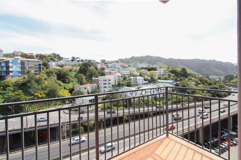 Photo of property in Atrium Towers, 8f/154 The Terrace, Wellington Central, Wellington, 6011