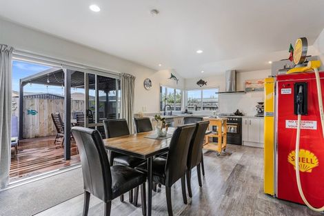 Photo of property in 228a Chartwell Avenue, Whangamata, 3620