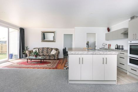 Photo of property in 17 Victor Street, Dannevirke, 4930