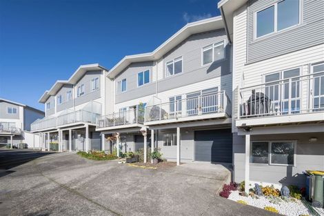 Photo of property in 3/15 Andersons Road, Oteha, Auckland, 0632