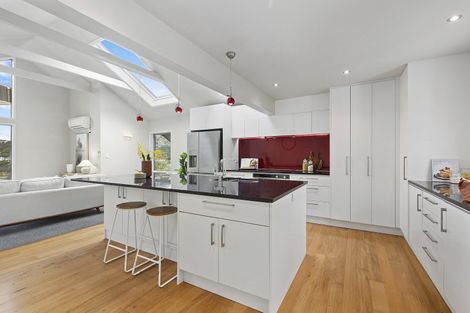 Photo of property in 170 Paremata Road, Paremata, Porirua, 5024