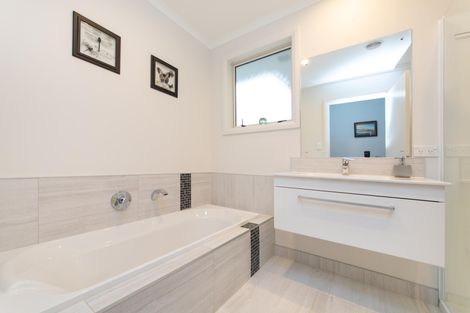 Photo of property in 402a Featherston Street, Palmerston North, 4414