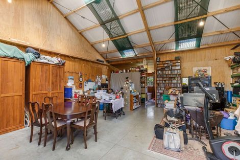 Photo of property in 882 South Head Road, South Head, Helensville, 0874