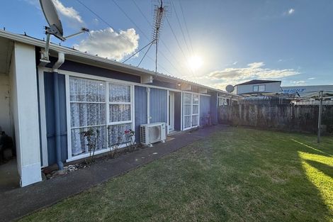 Photo of property in 1/17 Quennell Avenue, Favona, Auckland, 2024