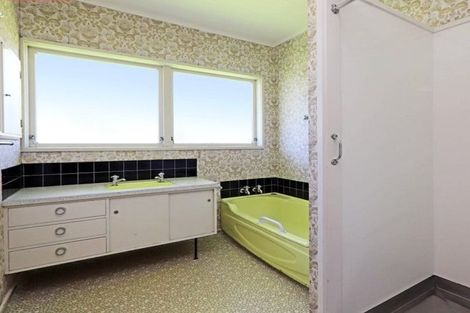 Photo of property in 37 Bill Hercock Street, Pirimai, Napier, 4112