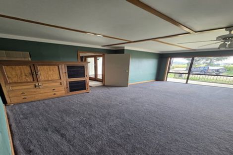 Photo of property in 35 Papatotara Road, Tuatapere, 9620