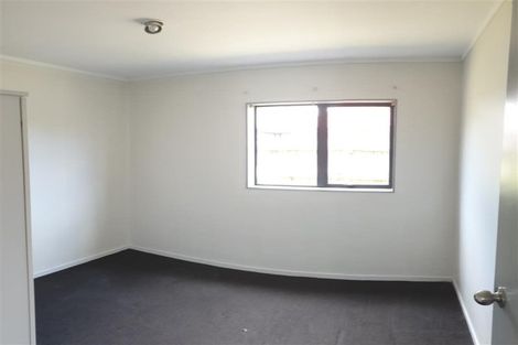 Photo of property in 2 Vine Street, Mangere East, Auckland, 2024