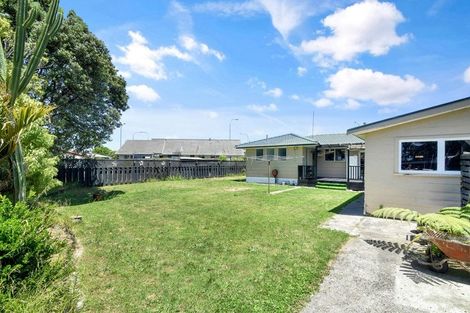 Photo of property in 743 Maunganui Road, Mount Maunganui, 3116