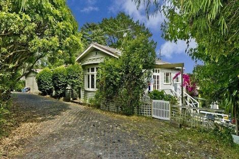 Photo of property in 92 The Avenue, Lucas Heights, Auckland, 0632