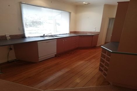 Photo of property in 96 Onslow Road, Khandallah, Wellington, 6035