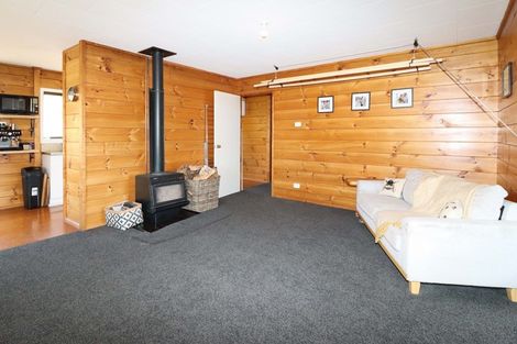 Photo of property in 811 Te Whiti Road, Te Whiti, Masterton, 5884