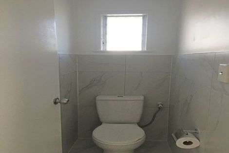 Photo of property in 169 Hobsonville Road, West Harbour, Auckland, 0618