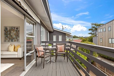 Photo of property in 2/50a Taharoto Road, Takapuna, Auckland, 0622