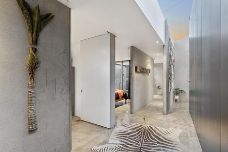 Photo of property in 14 Rita Way, Omaha, 0986