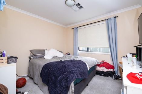 Photo of property in 12 Delta Mews Place, Clive, 4102