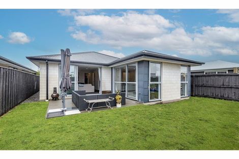Photo of property in 16 George West Square West, Wigram, Christchurch, 8025